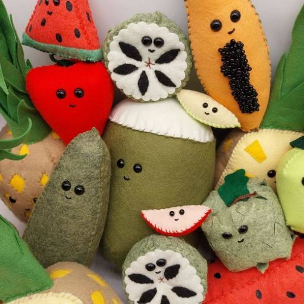 バンコク最高層ランドマークに誕生した個性的なアーバンリトリートホテル　ザ・スタンダード・バンコク・マハナコーン　イギリス人現代美術アーティスト：ルーシー・スパロウとのコラボアート展『ADD TO CART』を4月5日から1カ月限定で開催