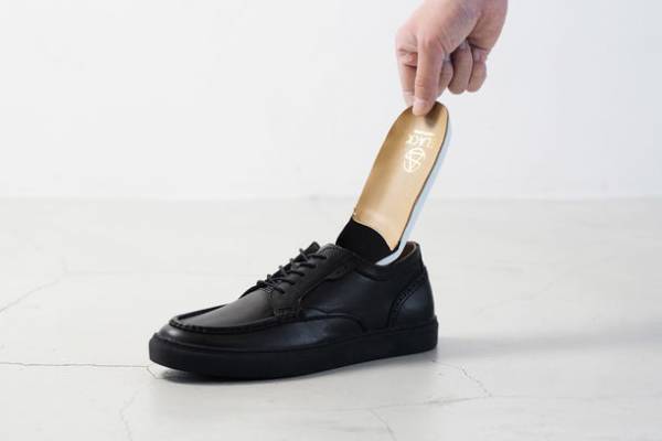 革靴を変える。靴の匠が手がける新定番ビジネスシューズ「KLAVE JP」のクラウドファンディングが成功