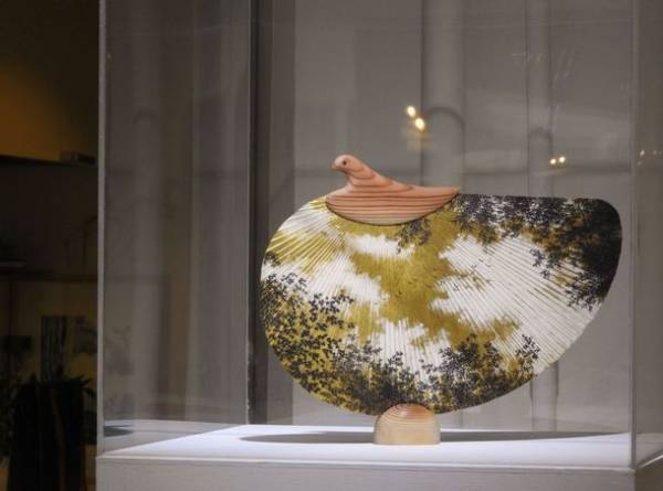 障がい者の伝福連携作品「江戸仕立て都うちわ千鳥型(千鳥うちわ)」　渋谷区役所にて展示紹介を開始