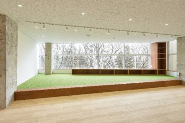 バイリンガル保育園をコリーヌ馬事公苑に誘致。アオバジャパン・バイリンガルプリスクール(A-JB)用賀キャンパス4月1日(土)開校