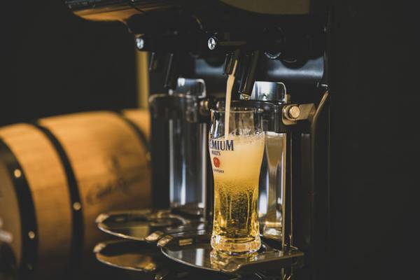 【ホテルザグランデ心斎橋】10,000本のフラワーアートで彩られた“SNS映え”間違いなしのコンセプトルーム「The Bouquet ザ ブーケ」誕生