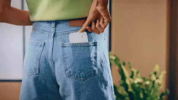 【iPhoneユーザー待望の通話レコーダー】スマートフォンの背面にMagmo(マグモ)をつけるだけ！「マグモ スマホ通話レコーダー」を販売開始　