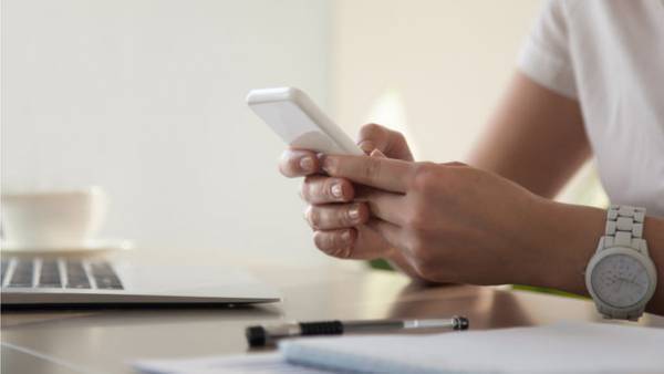 【iPhoneユーザー待望の通話レコーダー】スマートフォンの背面にMagmo(マグモ)をつけるだけ！「マグモ スマホ通話レコーダー」を販売開始　