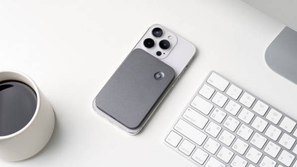 【iPhoneユーザー待望の通話レコーダー】スマートフォンの背面にMagmo(マグモ)をつけるだけ！「マグモ スマホ通話レコーダー」を販売開始　