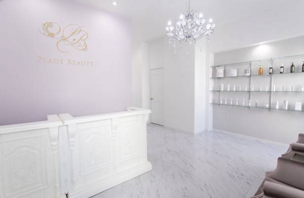 3,000名以上の肌質改善実績から開発したスキンケアブランドプラージュボーテの『クリスタルスキンケアセット』誕生記念！4月30日まで10％OFFキャンペーンを開催！～オトクにきれいな素肌を実現のチャンス～