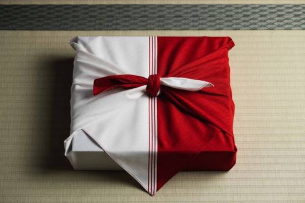 京都発のトータルケアブランド『SHUN』「伊勢丹新宿店 メンズ館」にて風呂敷づつみをテーマにしたポップアップを開催！