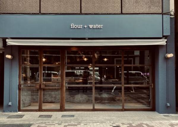 中目黒で連日100名もの行列を作る店舗の新業態！世界初の食パン専門店×パンケーキ　“EMILY TEA&.BREAD 湘南平塚店”がオープン！