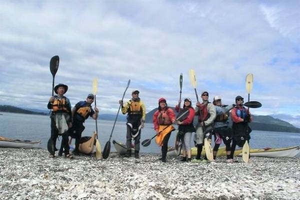 原風景がのこる奥会津に流れる只見川でカヤックに揺られながら自然を満喫できる「霧幻峡カヤックツアー」が4月29日提供開始
