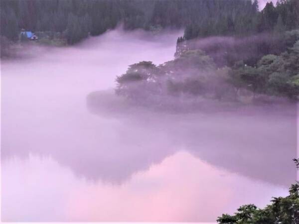 原風景がのこる奥会津に流れる只見川でカヤックに揺られながら自然を満喫できる「霧幻峡カヤックツアー」が4月29日提供開始