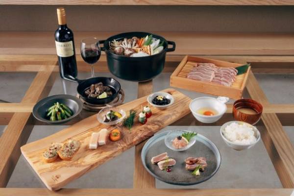 ≪グランドオープン≫兵庫県 東条湖 丹波篠山周辺に、森のヴィラ「GLAMP CABIN (グランキャビン)」が満開の桜とともにオープン！