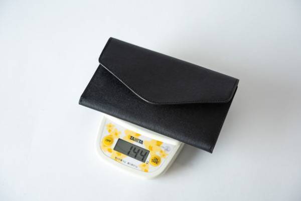 【新商品】もう財布の中がゴチャらない！お札と小銭を自動で仕分ける「ずぼらな財布」が販売開始
