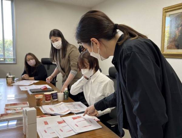 現役美術学生によるデザインパッケージで化粧品を商品化　4月21日から全国28店舗と通販サイトで数量限定で販売開始