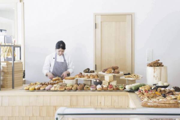 Lulumilk(ルルミルク)、4月12日「パンの記念日」を記念して食パンプレゼントの応募受付を4月30日まで実施