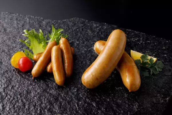 福岡・糸島「グローウェルカフェ」オープン15周年記念感謝祭！おさつポークウインナー＆フランクフルトを100円で数量限定販売