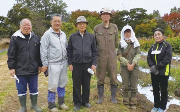 岡山のIT企業が、絶滅危惧種の国産紫根※1と椿油※2を原料に肌の乾燥や荒れを予防する独自のスキンケアクリームを開発！