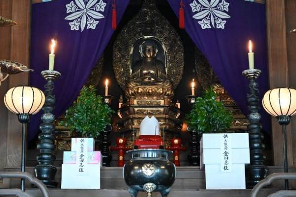 話題のヨガ瞑想フード「自然栄養食365」を曹洞宗大本山永平寺に奉納