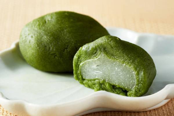 京都・伊藤久右衛門 清水坂店限定の和菓子が登場！「宇治抹茶あんころ餅 京あんころ」4月12日(水)販売開始