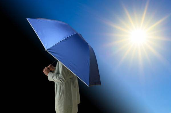 「だれも濡らさない」シリーズから猛暑で活躍する日傘が登場　先行販売初日で、過去最多715名からの応援購入を達成