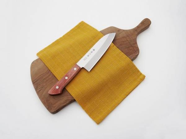 プロ向け包丁の切れ味をご家庭でも　家庭向け「藤次郎 BASIC シリーズ」を4/20に販売　～海外向け「藤次郎 鎧(GAI)シリーズ」も同時販売～