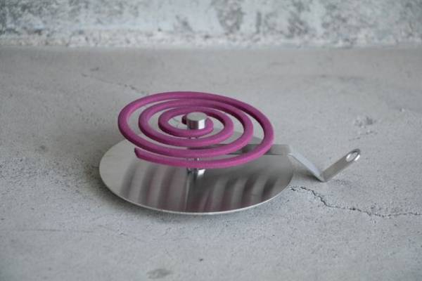 “蚊取り線香”の専用ホルダー【MosRoot√ モスルート】2巻同時に燃焼可能なモデルが4/18より先行販売開始！