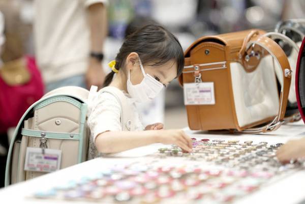 ラン活の決定版！日本最大ランドセル展示数　えひめ初開催！「合同ランドセル展示会2023」5/14(日)