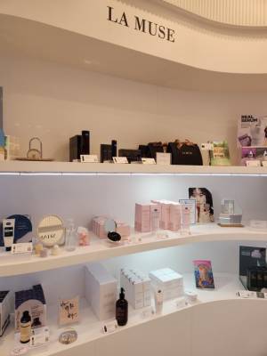 韓国ホームエステティックブランド「LA MUSE」は2023年4月1日からラフォーレ原宿の「Kulture Market Supported by Rakuten」にてオフライン販売開始！