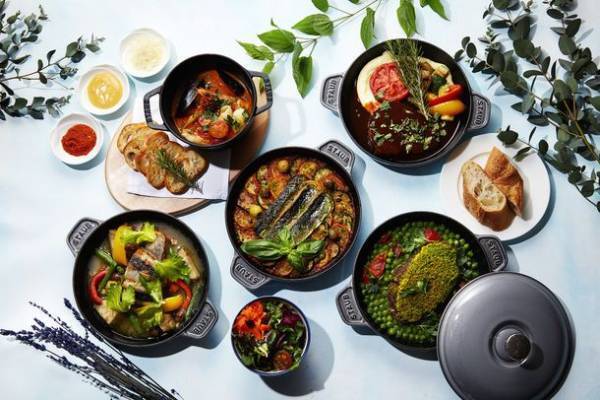 シャングリ・ラ 東京、初夏～夏限定メニューが5月1日より登場　～南仏がテーマのSTAUBランチや茶園清水屋の高級抹茶を使った抹茶パウンドケーキなど～