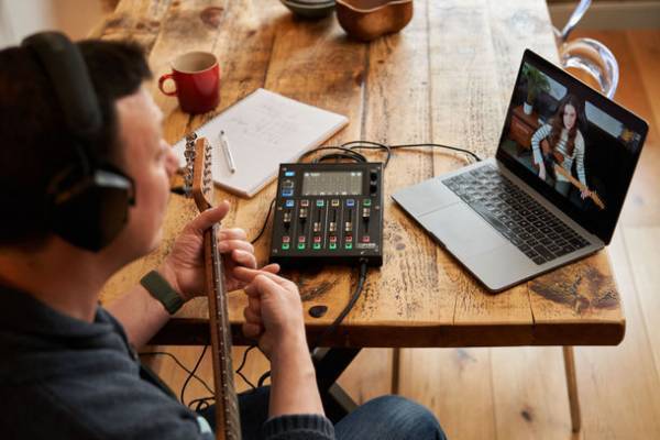 演奏の配信に必要な機能を凝縮したオーディオ・ストリーミング・ミキサーがBOSSブランドから登場