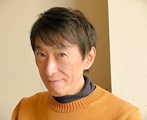 資生堂が肌のセルフタッチで幸福度が増すことを解明