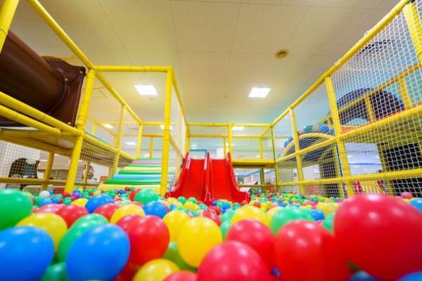 ユーエスマート、新たなキッズブランドを展開！子どもの室内遊び場『キッズランドUS』13店舗が4/29オープン！