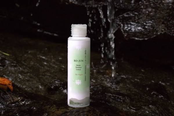 熊本 阿蘇・田の原温泉『せせらぎのお宿 大朗舘』の温泉水をベースにした動物由来成分不使用の温泉化粧水が5月27日に発売！「RO-JUN モイストエッセンス化粧水〈ヴィーガン〉」