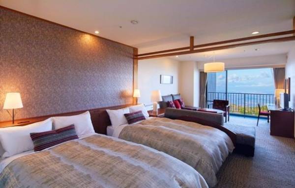 ゴルフ好きの人への贈り物やコンペ賞品に　ラウンドと宿泊ができる体験ギフトを発売