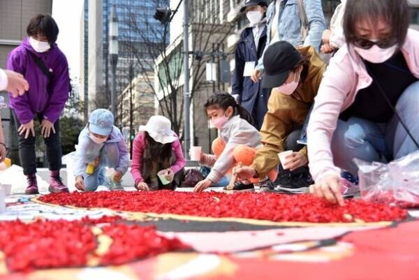 丸の内・行幸通りが70,000本の花で描かれる“東京花歌舞伎”！「TOKYO FLOWER CARPET 2023」開催！2023年5月20日(土)～5月22日(月)