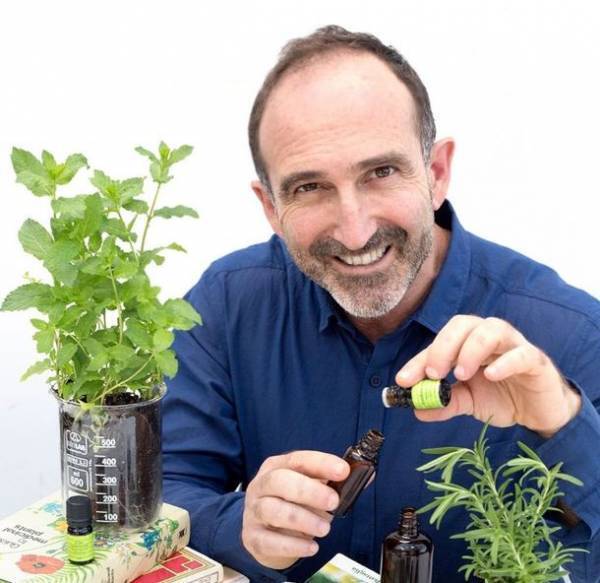 もっとアロマのある暮らしを　ディフューザー会員プログラムをスタート