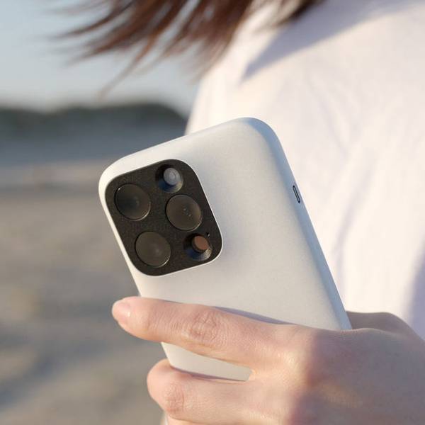 リアカメラもしっかりカバーする、シンプルを極限まで追求した「MYNUS iPhone 14 Pro CASE」を4月27日発売