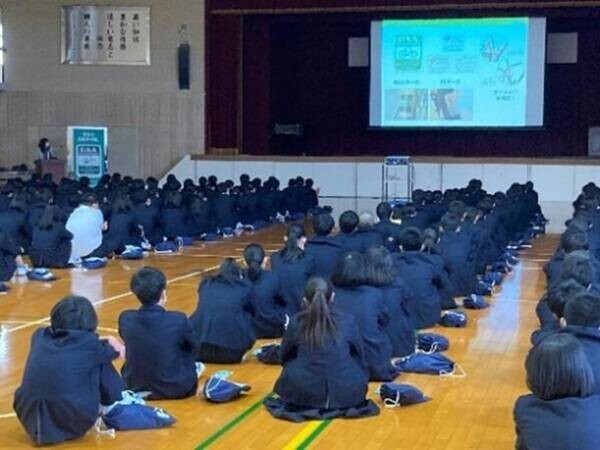 ＜自転車の安全利用促進委員会レポート＞通学時自転車事故の“加害者”割合が高い兵庫県　県内の中学・高校の新一年生、約500名が自転車の安全について学ぶ「自転車の交通安全教室」を開催