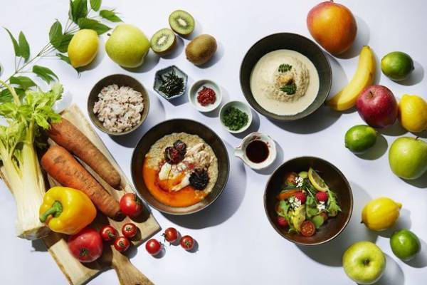 シャングリ・ラ 東京、7月1日より心と体の心地よさをめざすウェルネスをテーマとした「ウェルネス サマー アフタヌーンティー」と朝食が登場