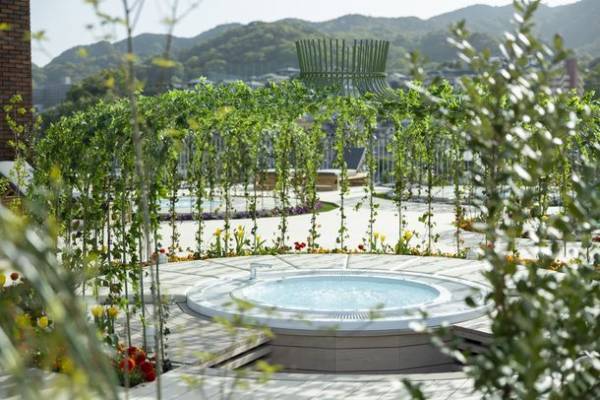 「ROYAL CHESTER NAGASAKI hotel&retreat」2023年4月20日(木)REBRAND OPEN　ガーデンテラスホテルズが送る、“心とからだを贅沢に癒す”英国式リトリート施設