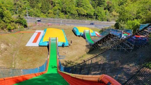 奈良・山添村にある森林冒険施設 ボウケンノモリが西日本初となる高さ12mと7.7mのスライド＆ジャンプ遊具「メイハンダイブ」を設置しリニューアルオープン！
