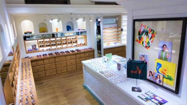 ＜新感覚＞女性向けアイウエアショップ「glow-up! eyewear」が2023年5月1日(月)西武池袋本店3階にグランドオープン！