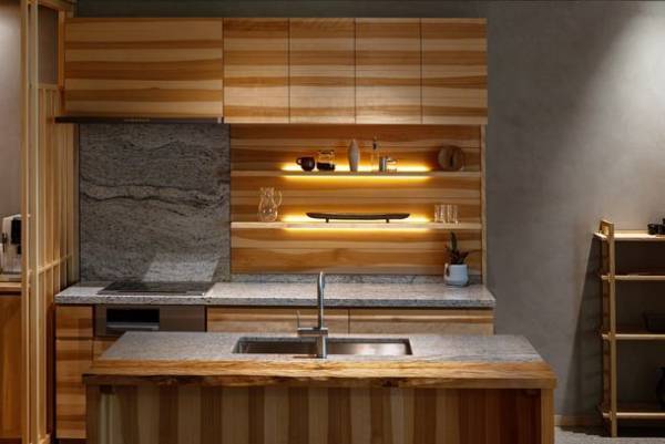 飛騨高山の木工房　オークヴィレッジ　首都圏の直営旗艦店「オークヴィレッジ青山」　5/13 リニューアルオープン