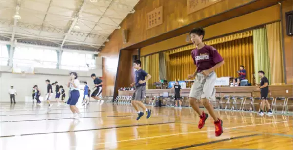 ジブラルタ生命、特別支援学校向け出前授業「パラフットボール教室＆リズムフィットトレーニング」に協賛