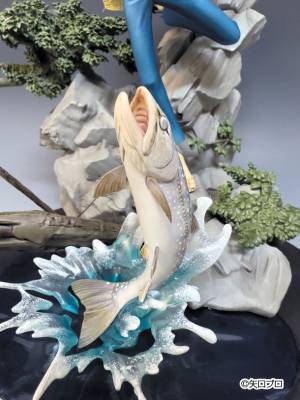 釣りキチ三平50周年を記念したスタチューフィギュア「釣りキチ三平50周年記念フィギュア ～夜泣谷の怪物 左膳岩魚～」がジャングルより2023年7月上旬発売予定