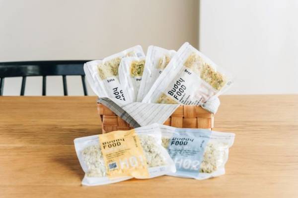 成犬・シニア犬専用のごはん「バディフード」　取り扱い動物病院が600院を突破！動物病院での試食会も順次開催中