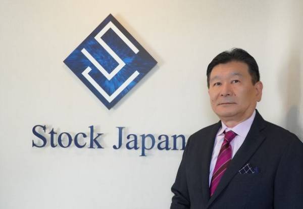 資産形成のパートナー「スナップアップ投資顧問」が登録会員数7万人突破を記念して俳優の西村まさ彦さんを起用！