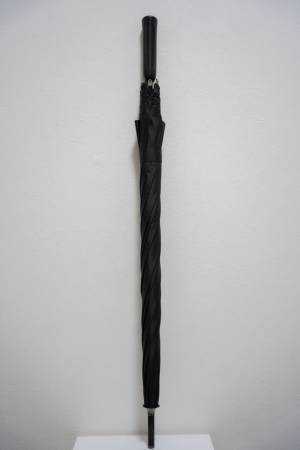 カーボンファイバー製の紳士傘「Carbrella(カーブレラ)」クラウドファンファンディング「GREEN FUNDING」で5月12日(金)～6月15日(木)先行販売を実施！