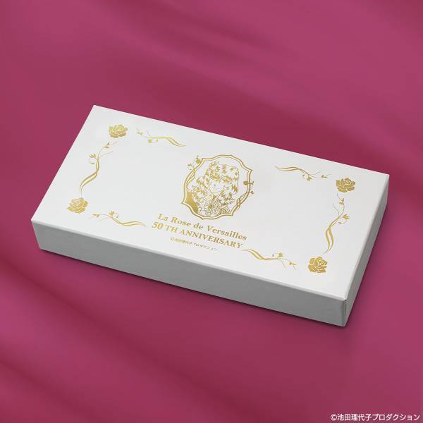 『ベルサイユのばら』50周年を記念してオスカルの面影を感じられる優美なレザーウォレットが登場