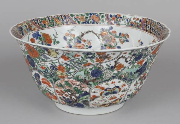 彩りあふれるやきもの陶上の華やぎ ―五彩と色絵―