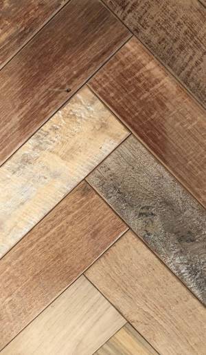 店舗・ホテル・住宅などのフローリングや壁材として！“環境に配慮した リサイクルチーク”ジャワより日本初上陸！～個性的でヴィンテージな雰囲気の素材が特別な空間を創る～