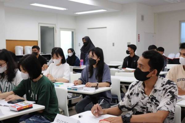 外国人向け研修施設「キャムテックエデュックアカデミー」から、インドネシア政府公認パイロットプロジェクトの技能実習生が国内企業へ初配属